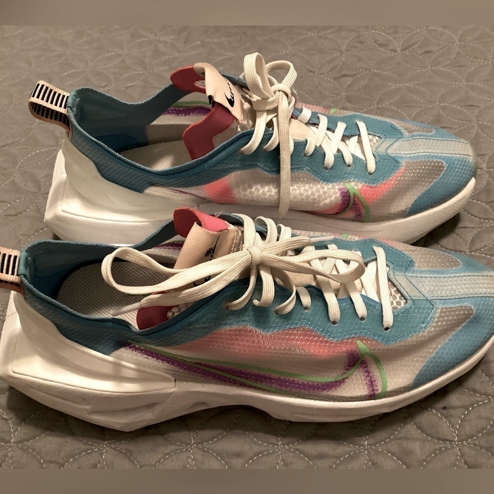 Nike Women’s Size 9 ZoomX Vista Grind 'Green Strike Vivid Purple‎ Shoes